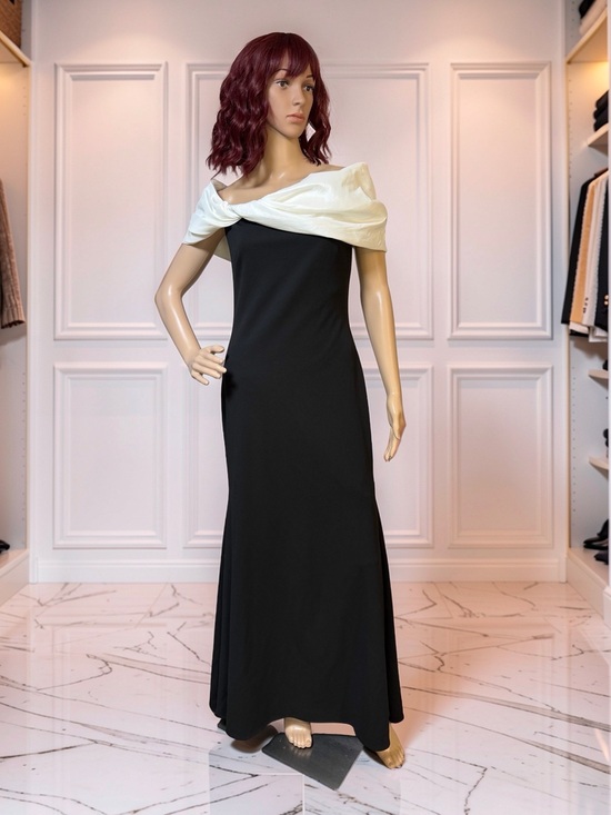 Betsey & Adam Dresses & Skirts - Betsey & Adam NWT Retro Black & White Off Shoulder Maxi Evening Gown (0858)